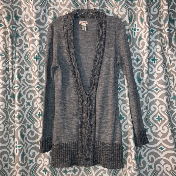 Cable Knit long Sweater - Picture 2 of 4